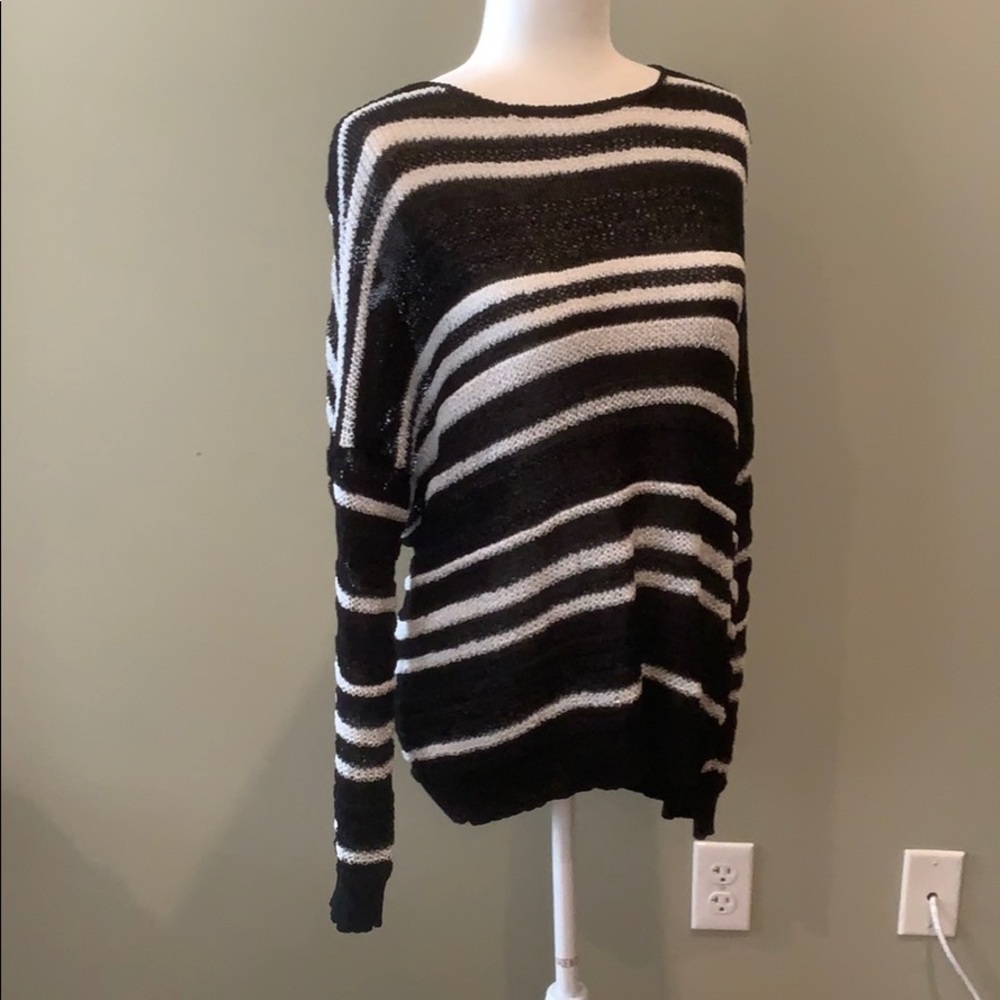 Chico’s size 2 sweater